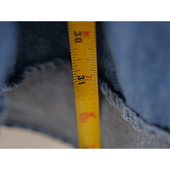 Vintage The Lion King Long sleeve Denim Button Up Size XL Broadway Musical - Picture 7 of 8